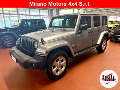 Jeep Wrangler Unlimited 2.8 CRD DPF Sahara usata