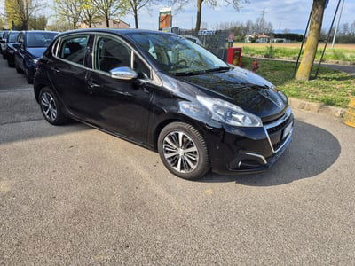 Peugeot 208 82 5 porte Allure usata