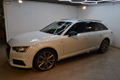 Audi A4 Avant 40 g-tron S tronic S line edition usata