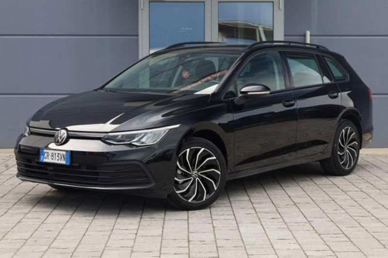 Volkswagen Golf Variant 1.0 eTSI EVO DSG Life