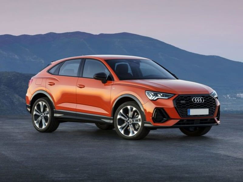 Audi Q3 Sportback 35 2.0 tdi Identity Black s-tronic