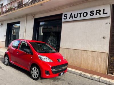 Peugeot 107 68CV 5p. Sweet Years usata