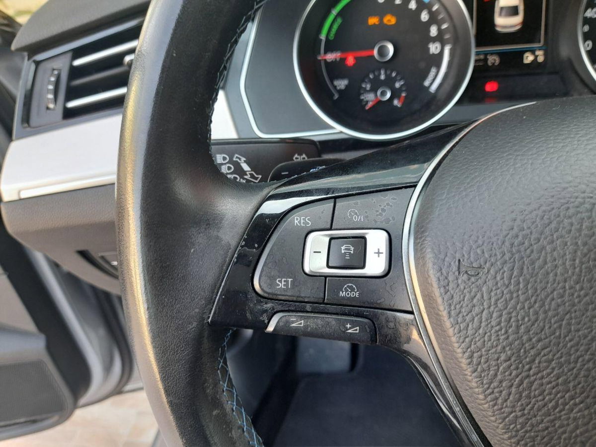 Volkswagen Passat 1.4 GTE DSG Plug-In-Hybrid (13)