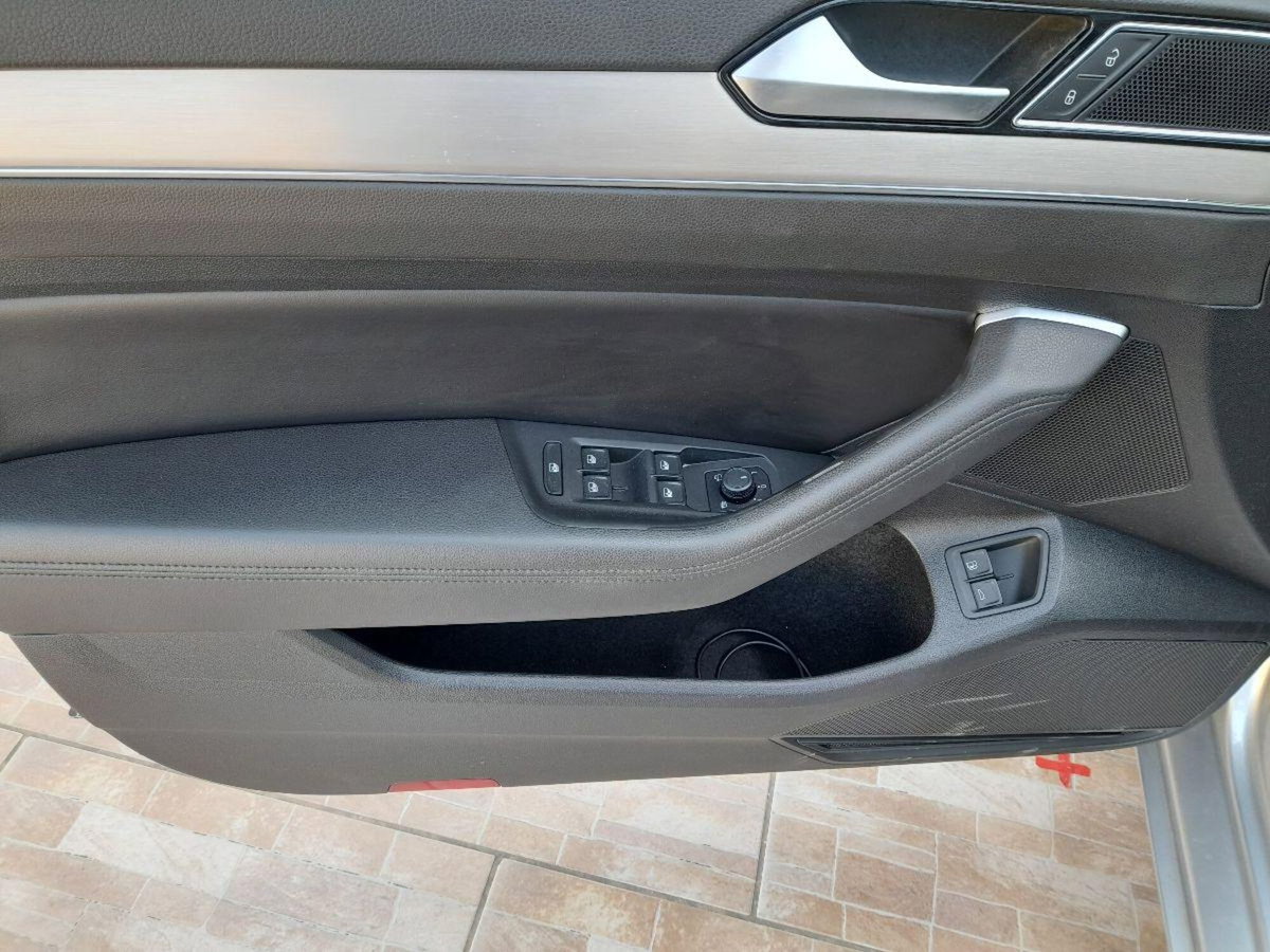 Volkswagen Passat 1.4 GTE DSG Plug-In-Hybrid (19)