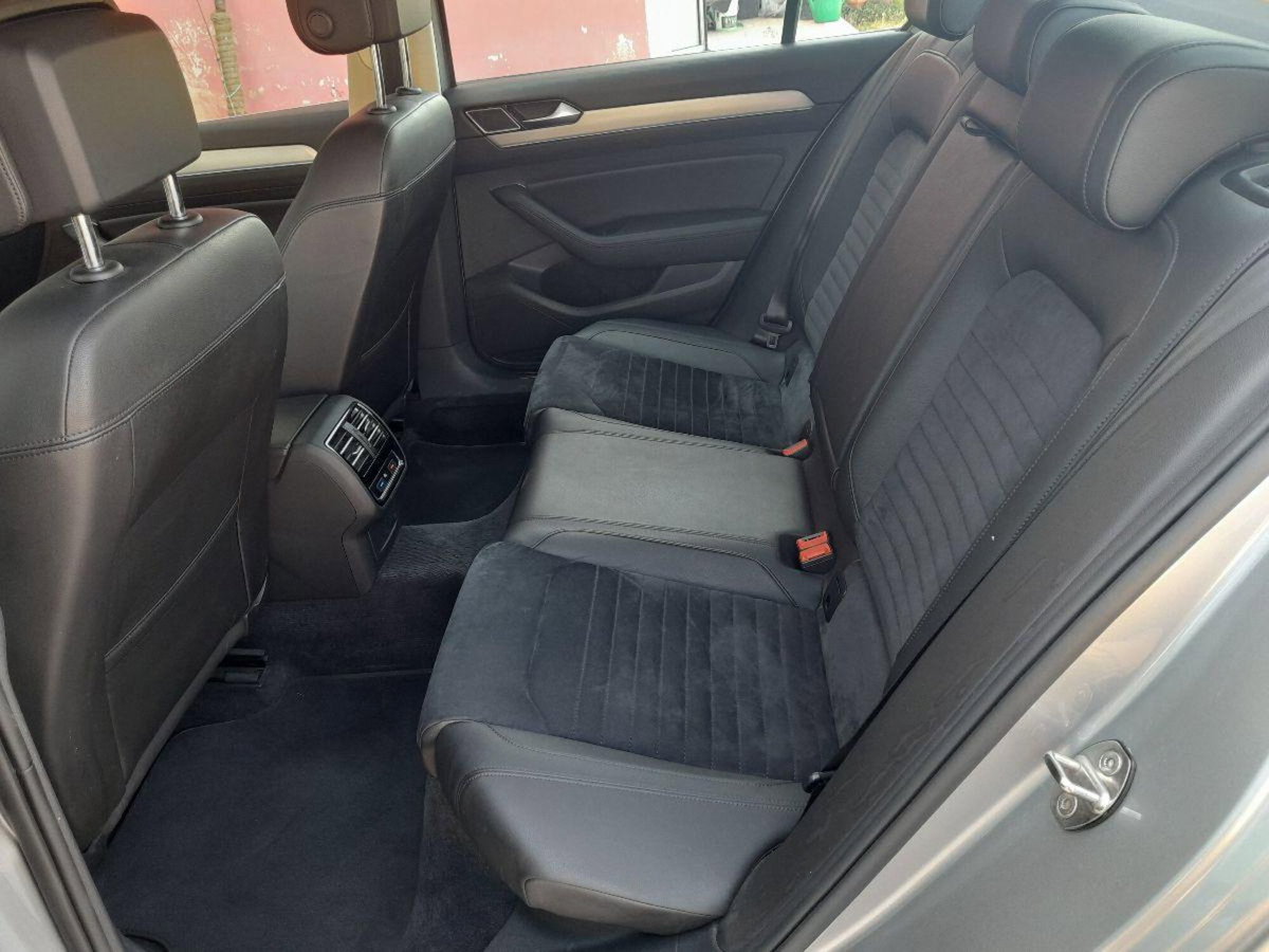 Volkswagen Passat 1.4 GTE DSG Plug-In-Hybrid (20)