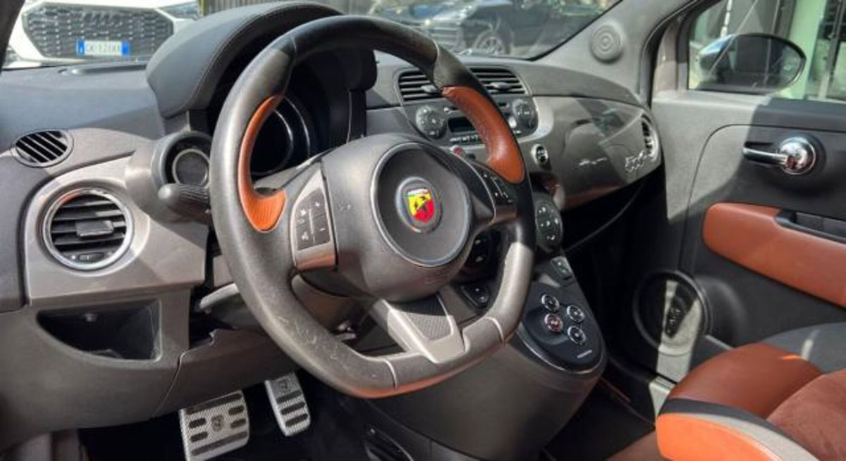 Abarth 595 Cabrio 595 C 1.4 Turbo T-Jet 165 CV Turismo (12)