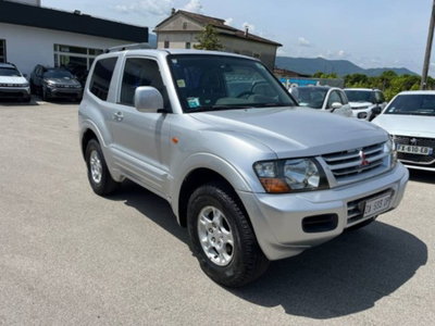 Mitsubishi Pajero 2.5 TDI GLS (2)