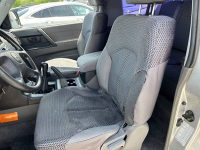 Mitsubishi Pajero 2.5 TDI GLS (8)