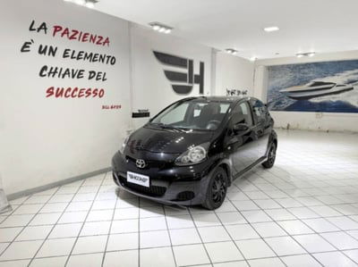 Toyota Aygo 1.0 12V VVT-i 5 porte Sol usata