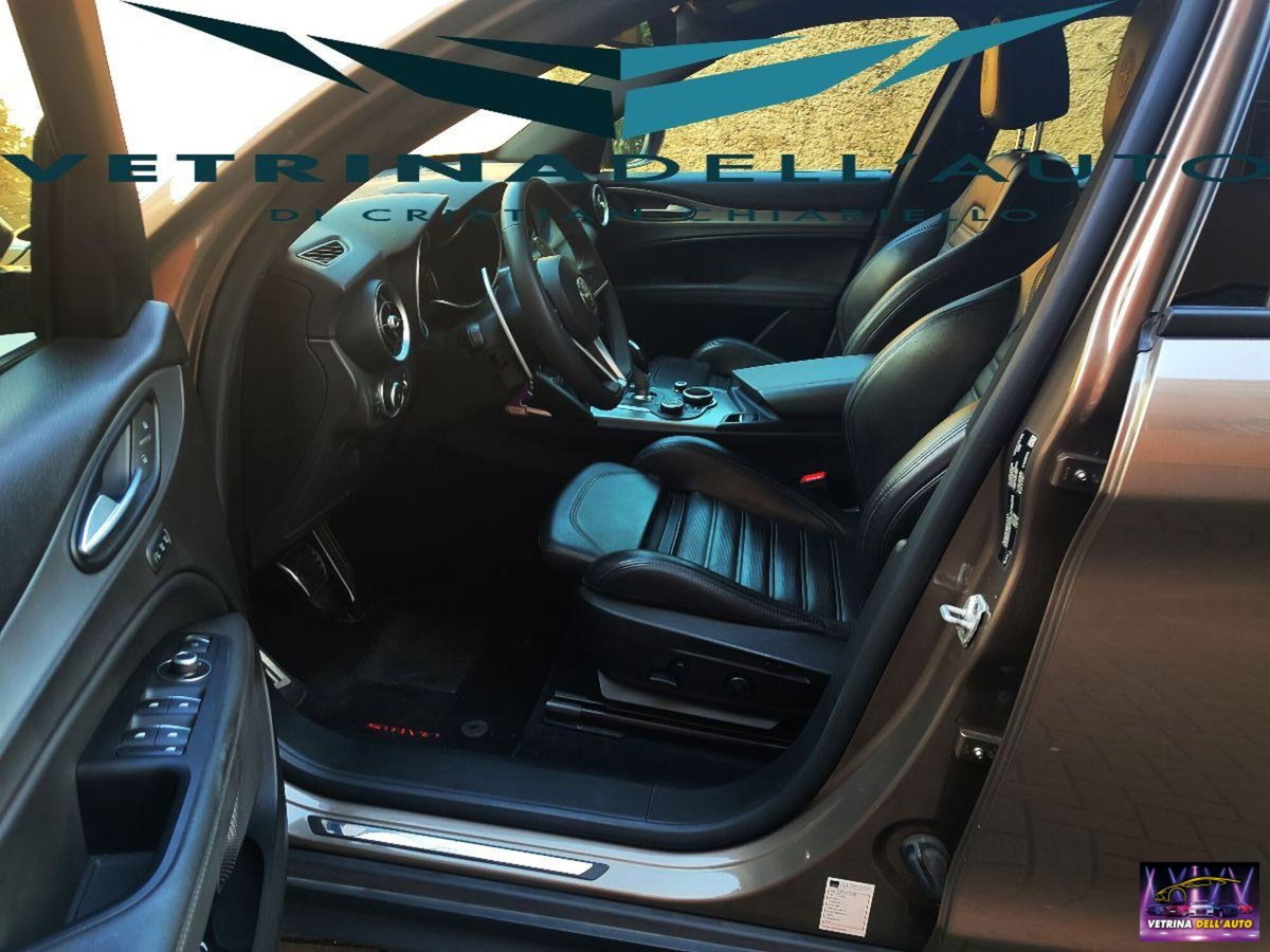 Alfa Romeo Stelvio Stelvio 2.2 Turbodiesel 210 CV AT8 Q4 Lusso (4)