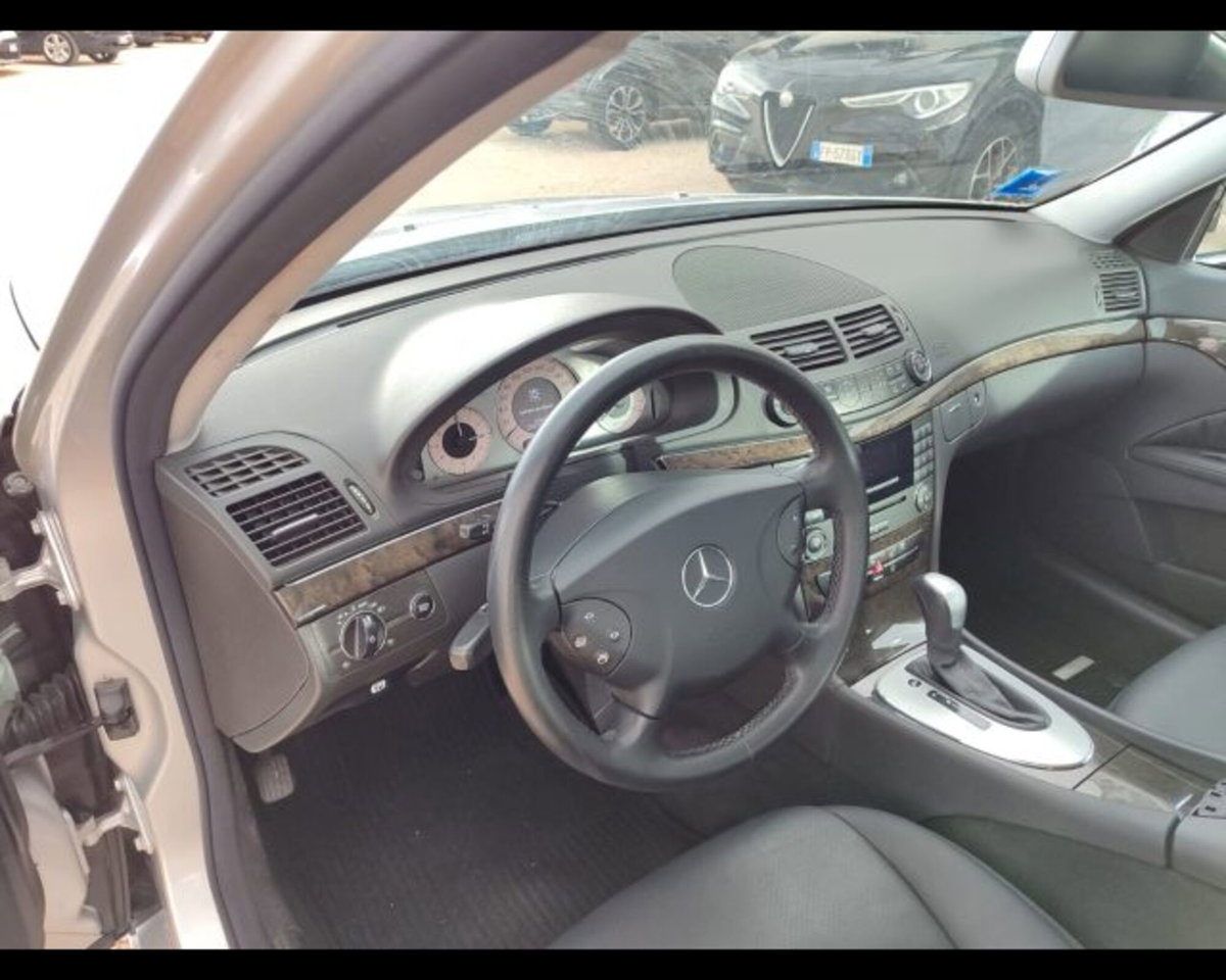 Mercedes-Benz Classe E 280 CDI cat Classic (19)