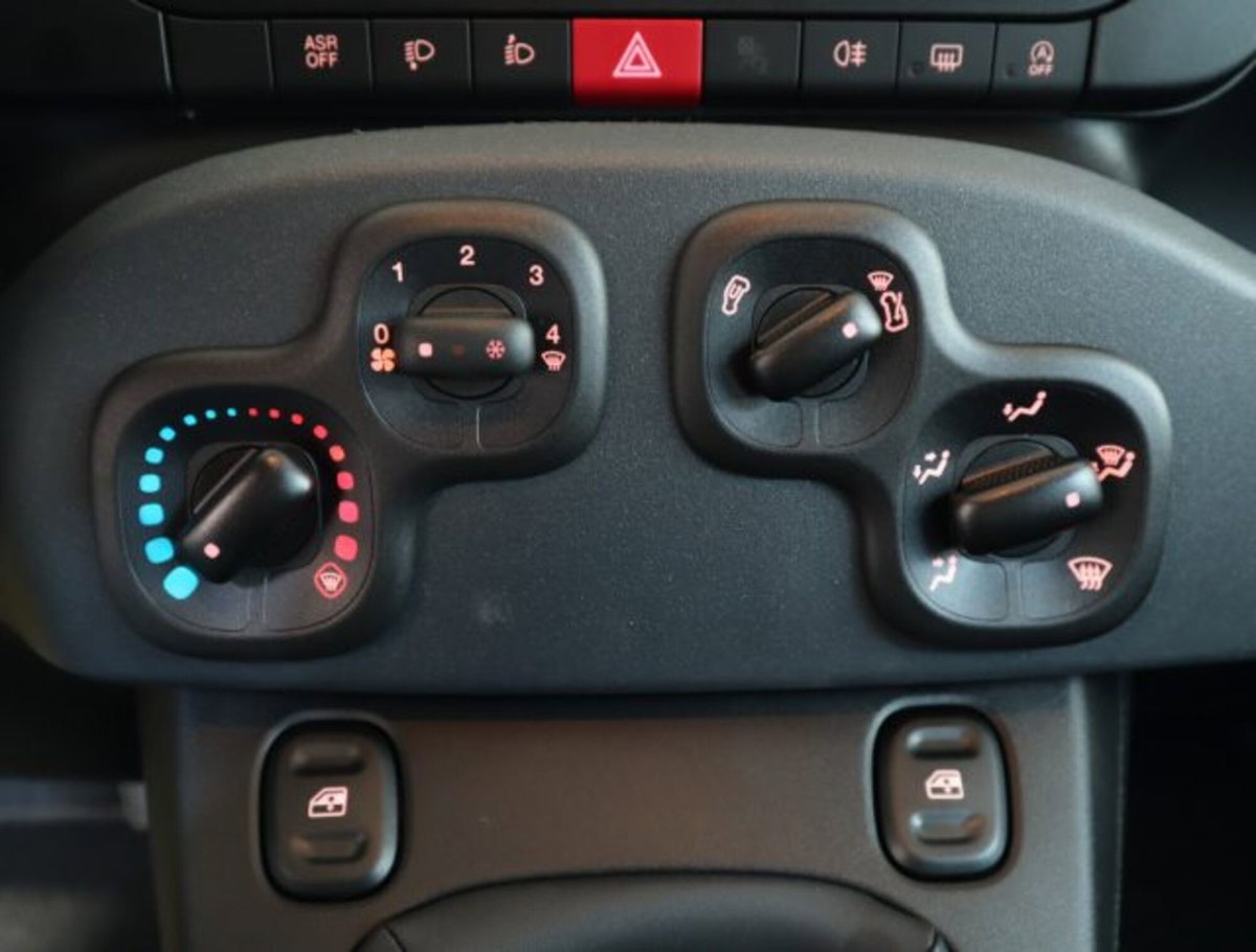 Fiat Pandina 1.0 firefly hybrid s&s 70cv (16)