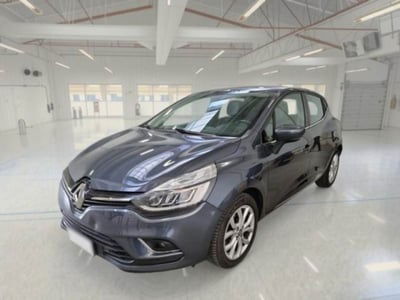 Renault Clio TCe 120CV EDC Start&Stop 5 porte Energy Intens usata