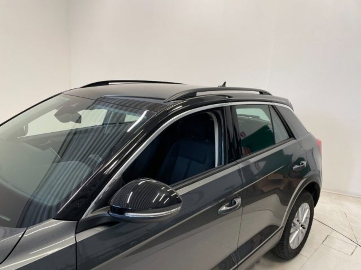 Volkswagen T-Roc 1.5 tsi Life dsg (14)