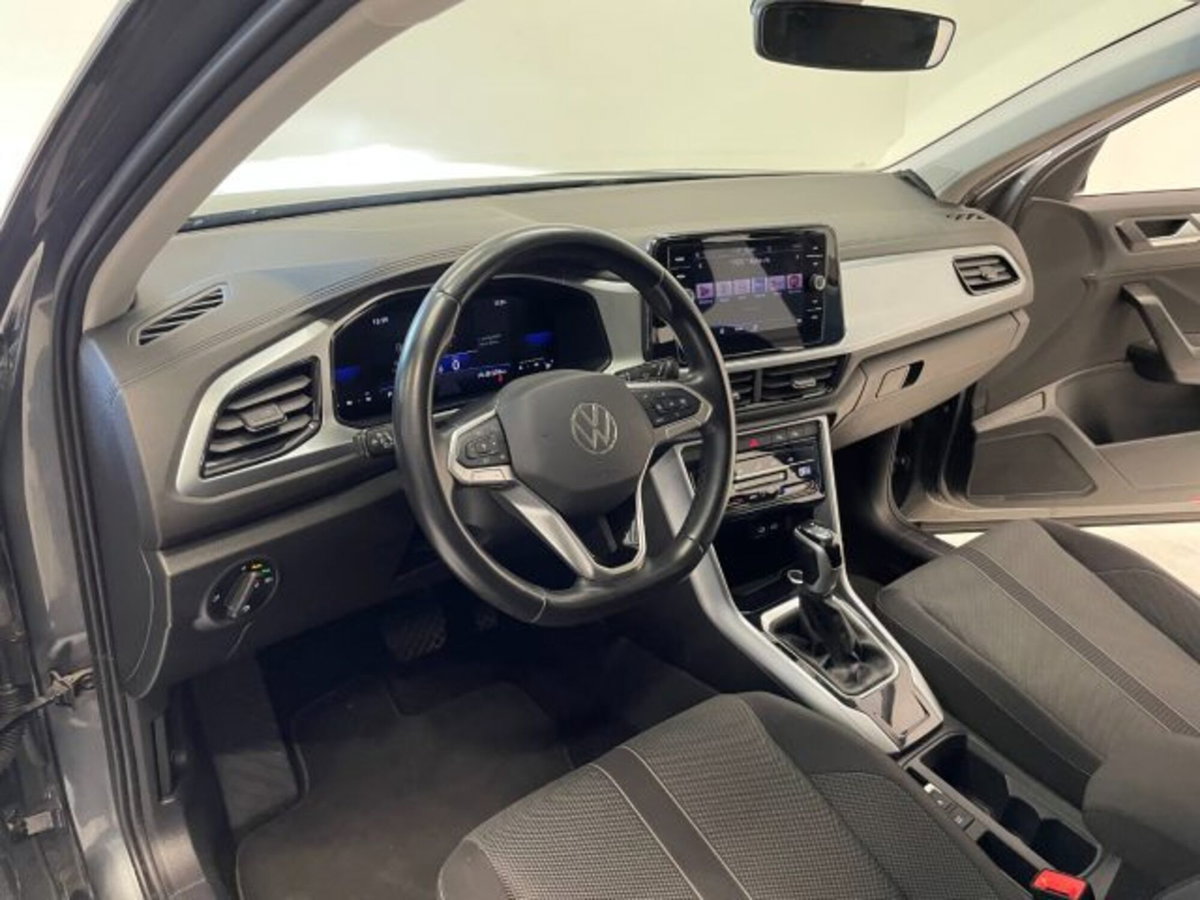 Volkswagen T-Roc 1.5 tsi Life dsg (15)