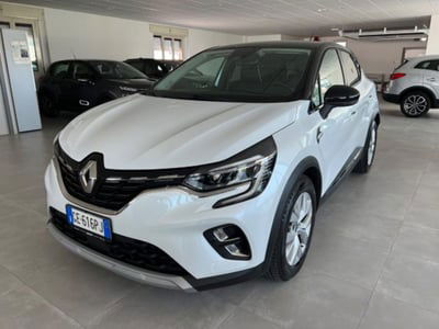 Renault Captur Plug-in Hybrid E-Tech 160 CV Intens usata