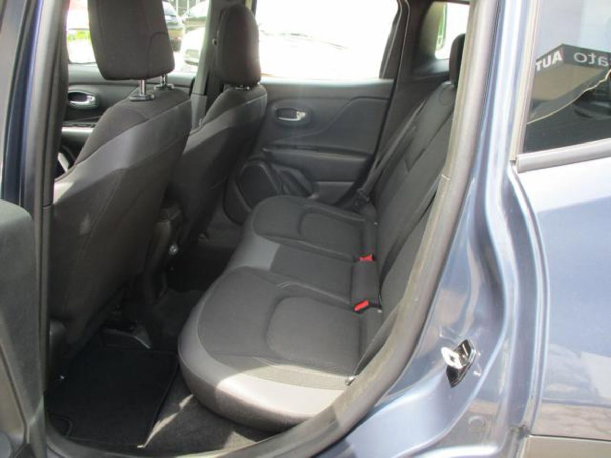 Jeep Renegade 1.0 T3 80th Anniversary (14)