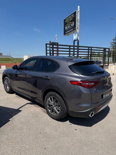 Alfa Romeo Stelvio Stelvio 2.2 Turbodiesel 180 CV AT8 Q4 Business usata