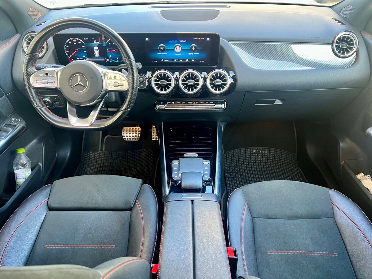 Mercedes-Benz GLA SUV 180 d Automatic Premium (10)