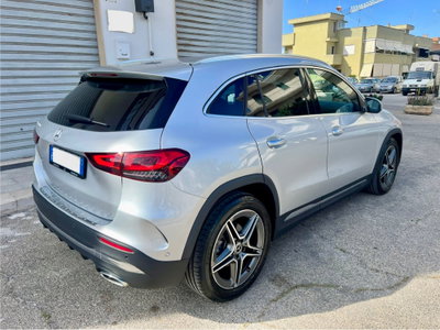 Mercedes-Benz GLA SUV 180 d Automatic Premium (4)