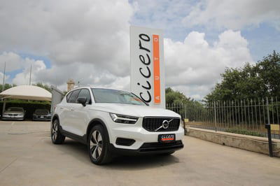 Volvo XC40 D3 AWD Momentum usata