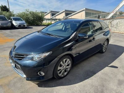 Toyota Auris Station Wagon 1.8 Hybrid Lounge usata