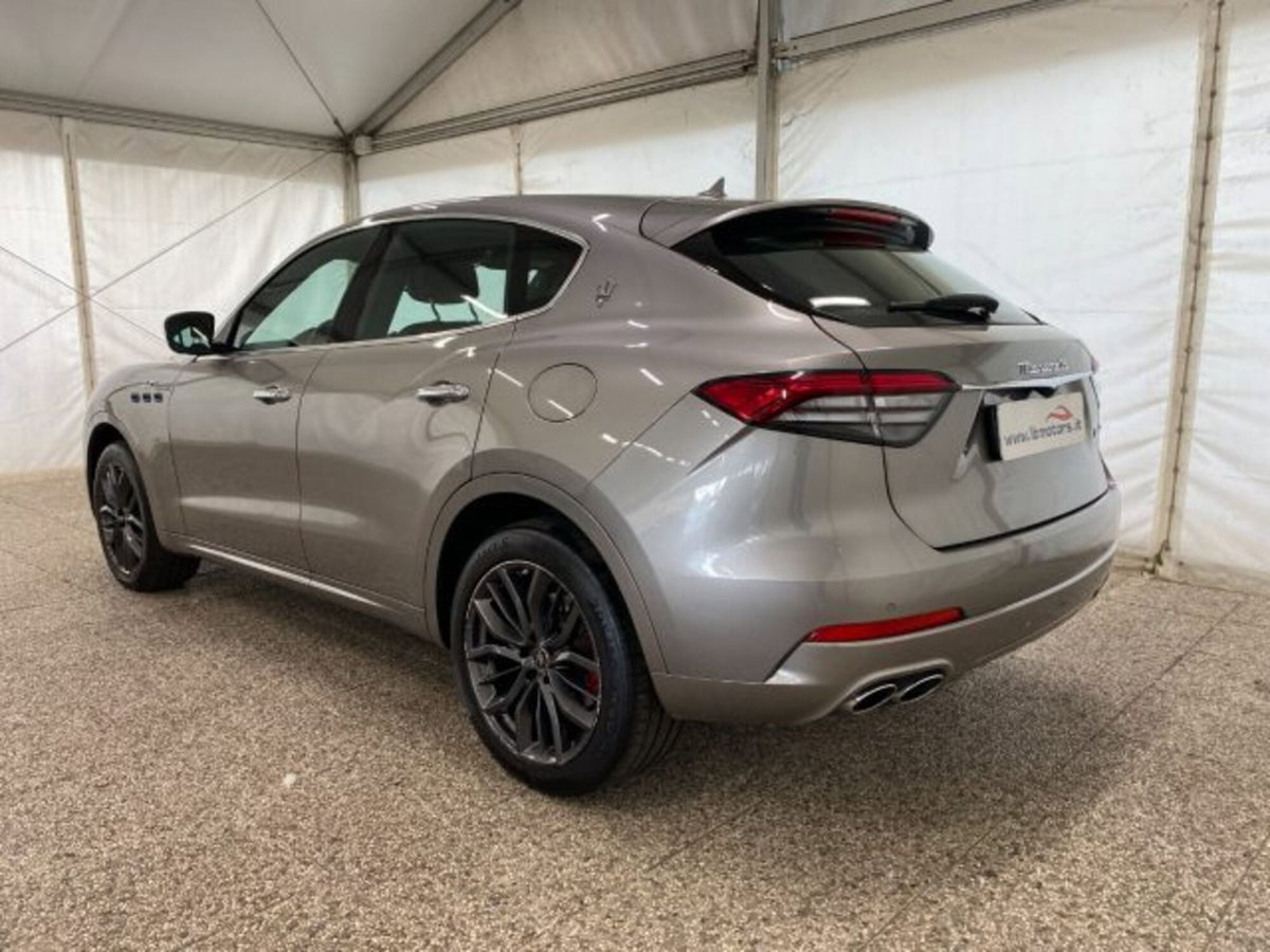 Maserati Levante Levante MHEV 330 CV AWD GT (4)