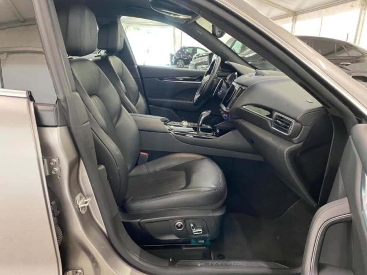 Maserati Levante Levante MHEV 330 CV AWD GT (9)