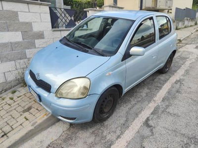 Toyota Yaris D-4D cat 5 porte Sol Blue usata