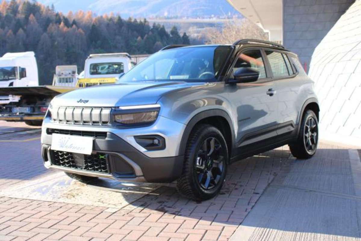 Jeep Avenger 1.2 turbo e-hybrid mhev Upland 4xe 145cv edct6 (6)