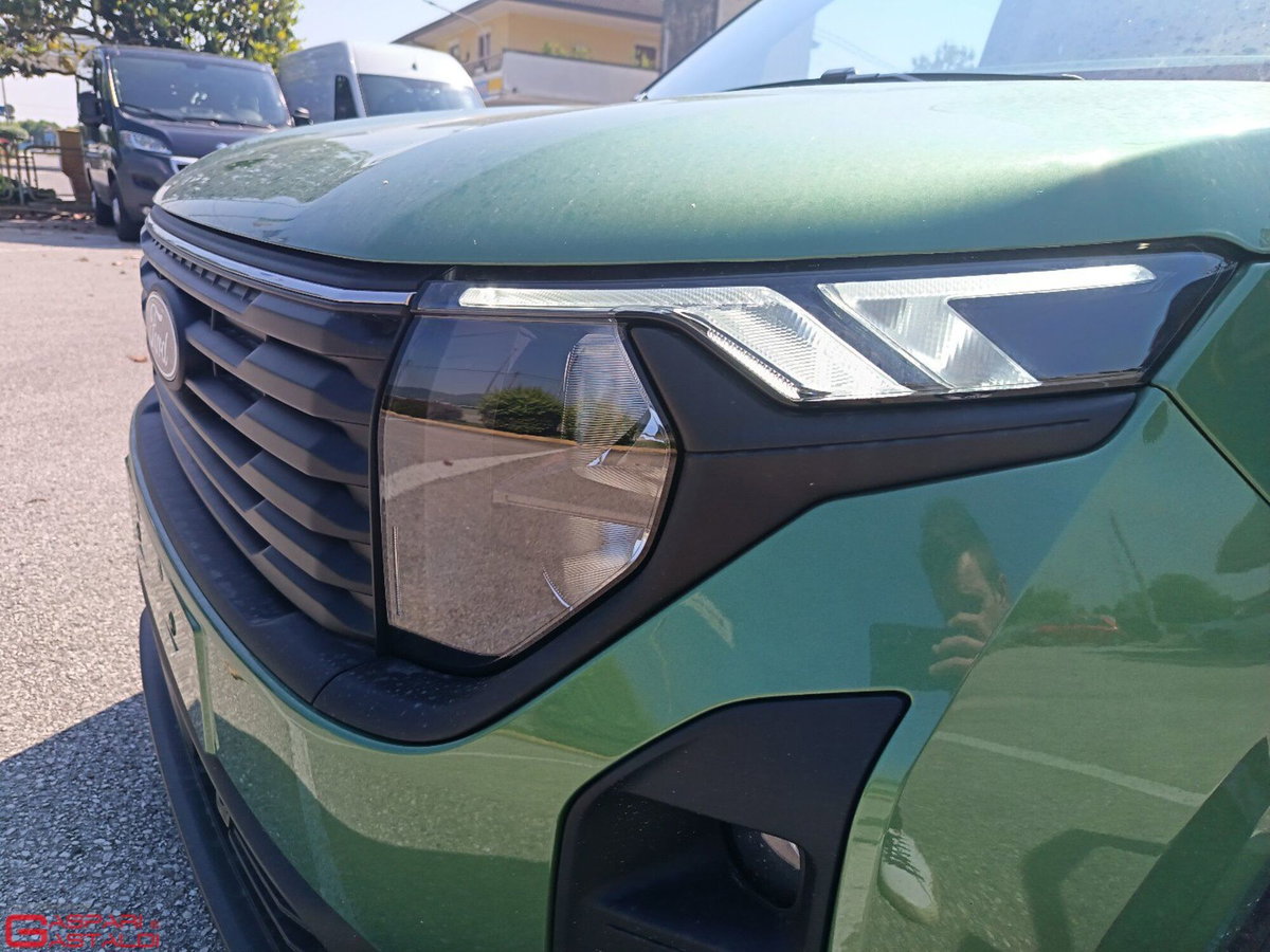 Ford Tourneo Courier 1.0 EcoBoost 100 CV Titanium (12)
