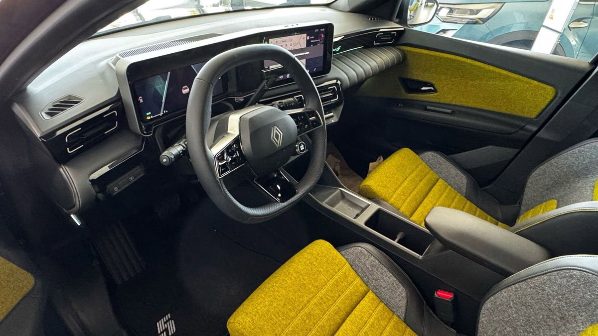 Renault Renault 5 Iconic Cinq comfort range 150cv (4)