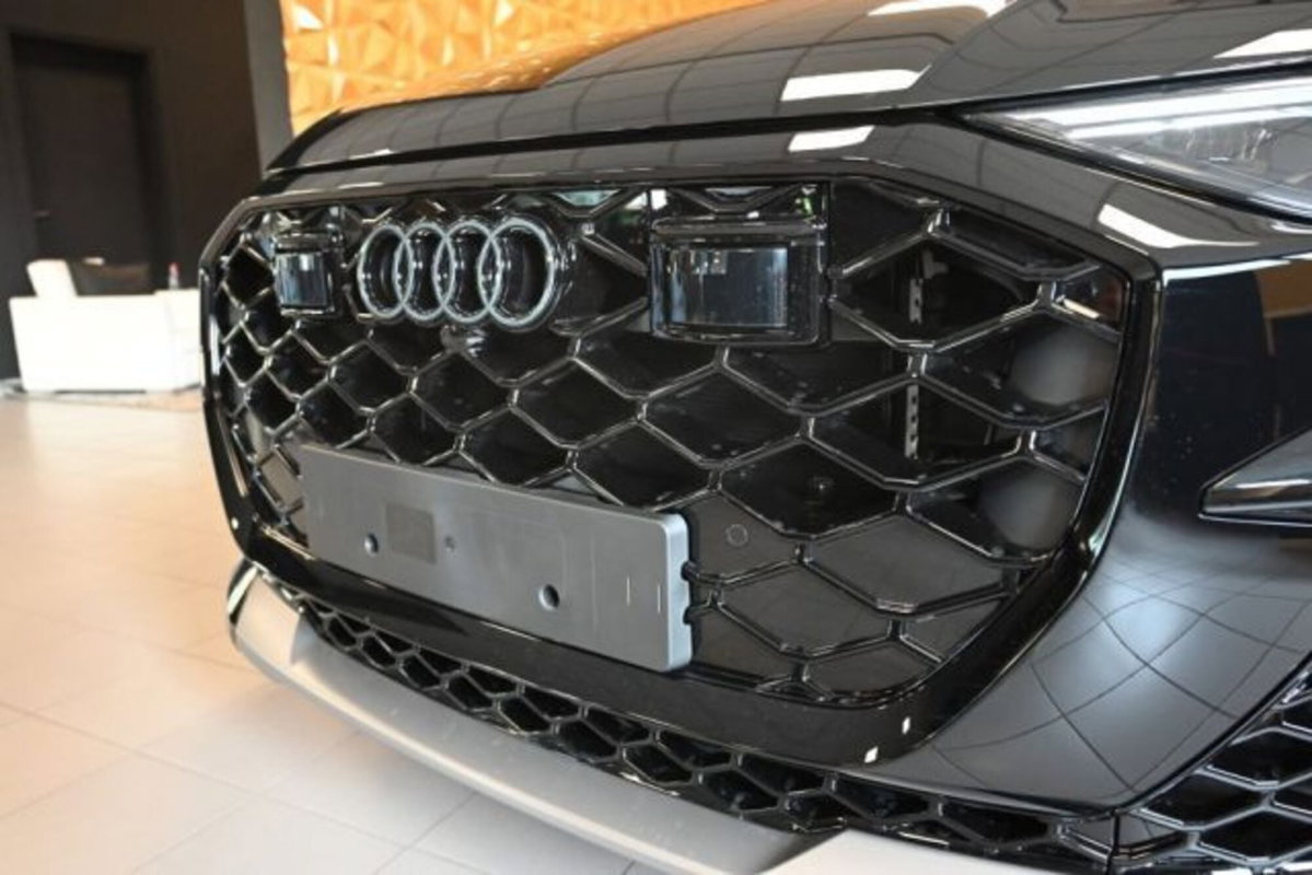 Audi RS Q8 Q8 4.0 mhev 48V performance 640cv tiptronic (14)