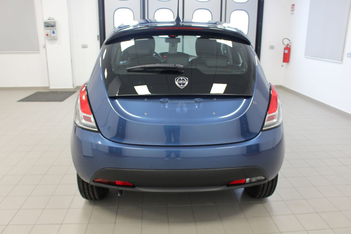 Lancia Ypsilon 1.0 FireFly 5 porte S&S Hybrid Ecochic Gold (5)