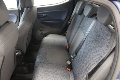Lancia Ypsilon 1.0 FireFly 5 porte S&S Hybrid Ecochic Gold (9)