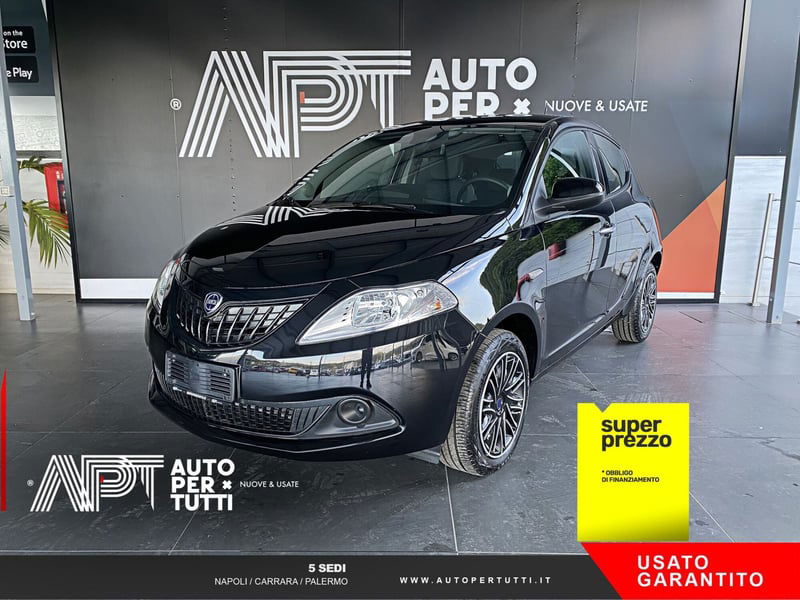 Lancia Ypsilon 1.0 FireFly 5 porte S&S Hybrid Silver Plus