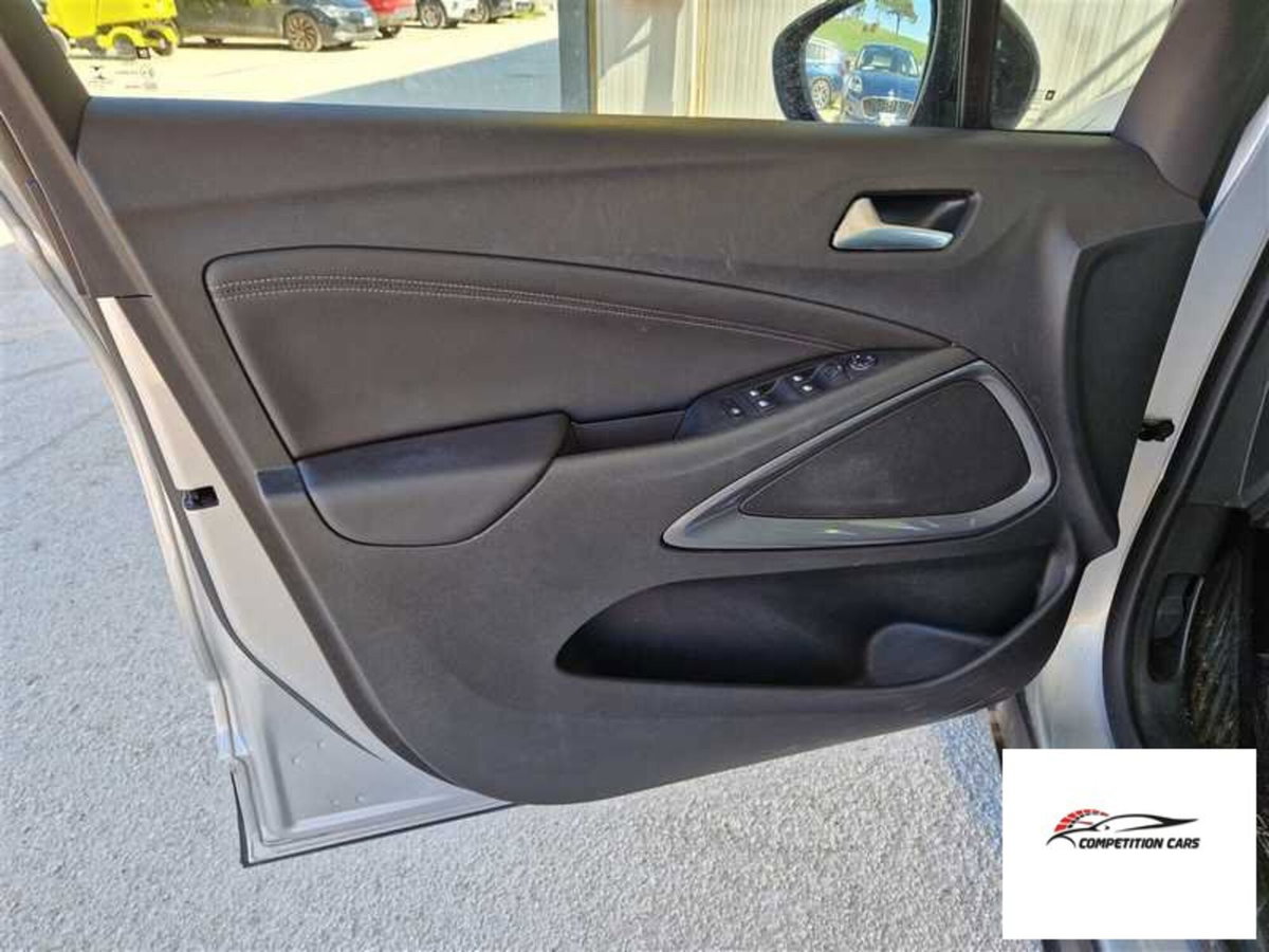 Opel Crossland 1.2 Turbo 12V 110 CV Start&Stop Elegance (6)