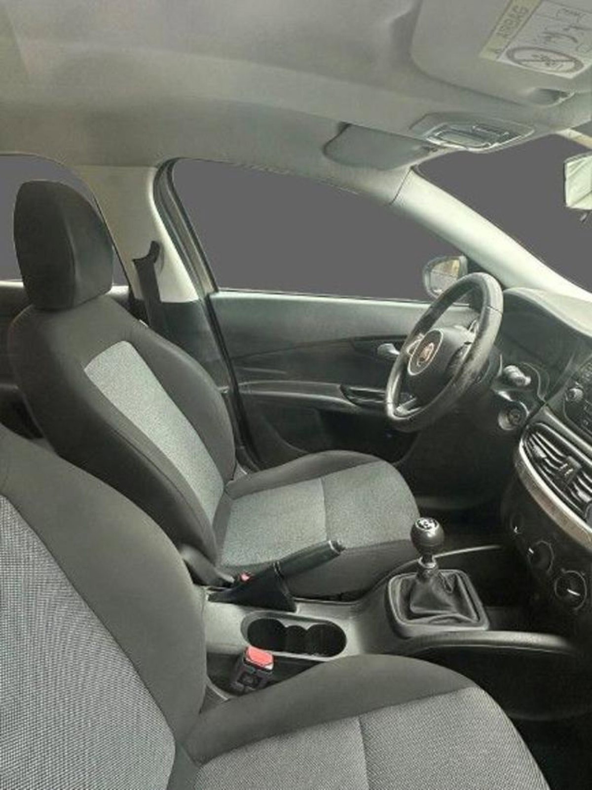 Fiat Tipo Station Wagon Tipo 1.4 SW Pop (2)