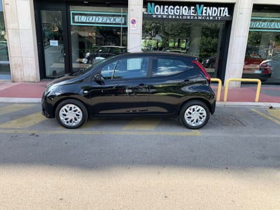 Toyota Aygo Connect 1.0 VVT-i 72 CV 5 porte x-cool usata