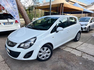 Opel Corsa 1.2 Edition usata