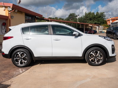 Kia Sportage 1.6 CRDI 136 CV DCT7 2WD Mild Hybrid Business Class (8)