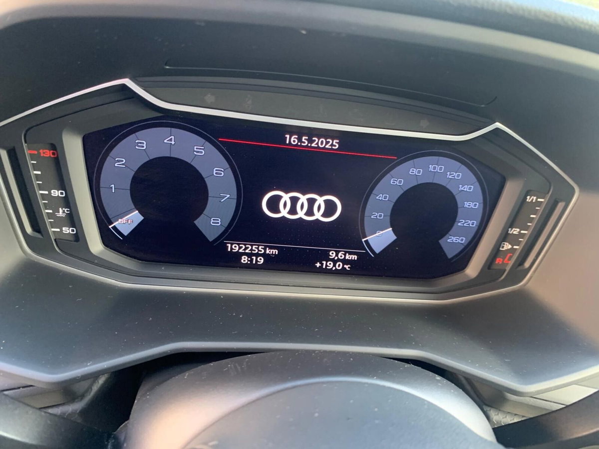 Audi A1 Sportback 30 TFSI Admired (11)