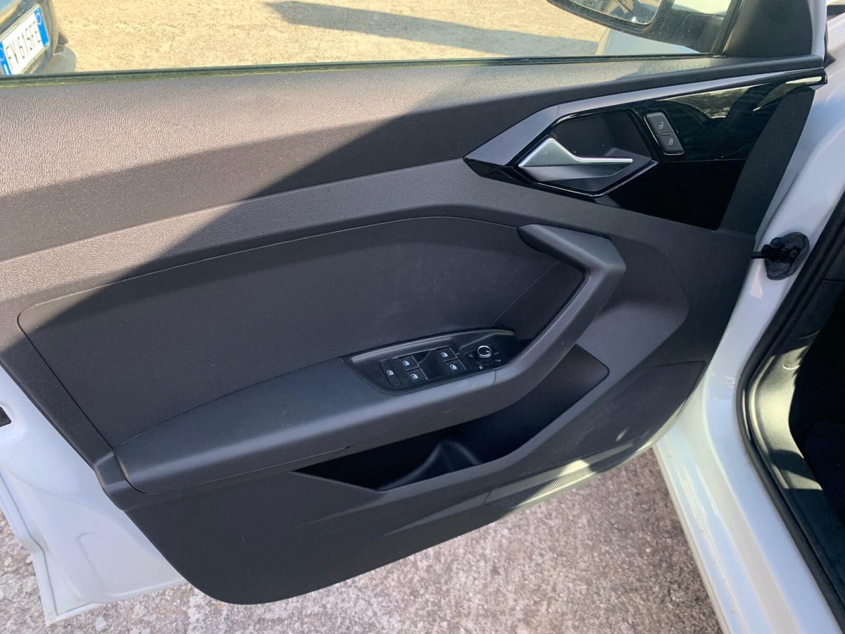 Audi A1 Sportback 30 TFSI Admired (13)