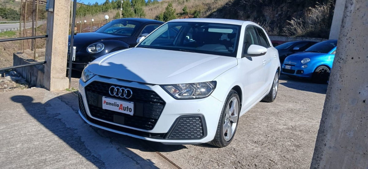 Audi A1 Sportback 30 TFSI Admired (2)