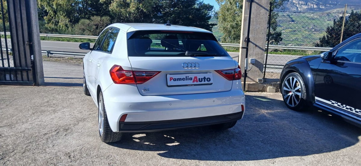 Audi A1 Sportback 30 TFSI Admired (4)