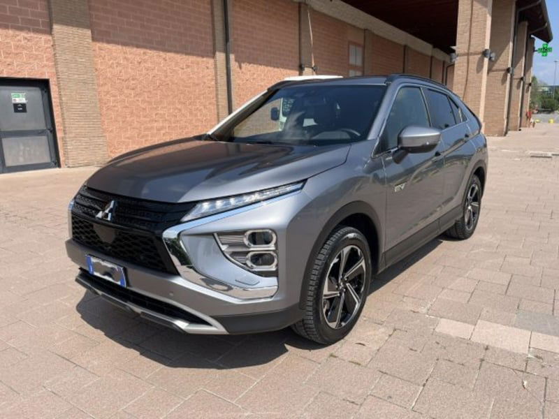 Mitsubishi Eclipse Cross 2.4 MIVEC 4WD PHEV Diamond SDA Pack 0