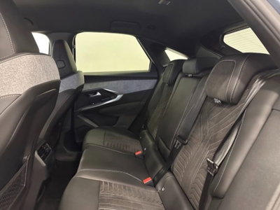 Peugeot 3008 1.2 hybrid GT Exclusive 145cv e-dcs6 (17)