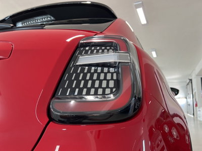 Fiat 600e 54kWh Red (15)