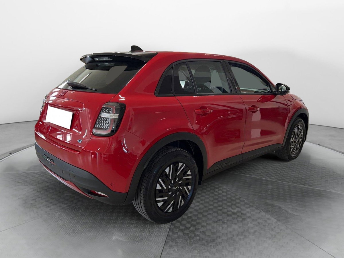 Fiat 600e 54kWh Red (4)