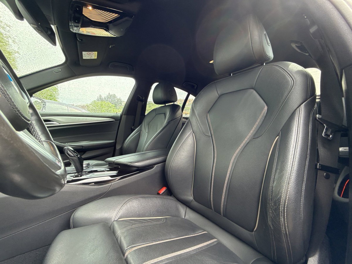 BMW Serie 5 530d xDrive Msport (17)
